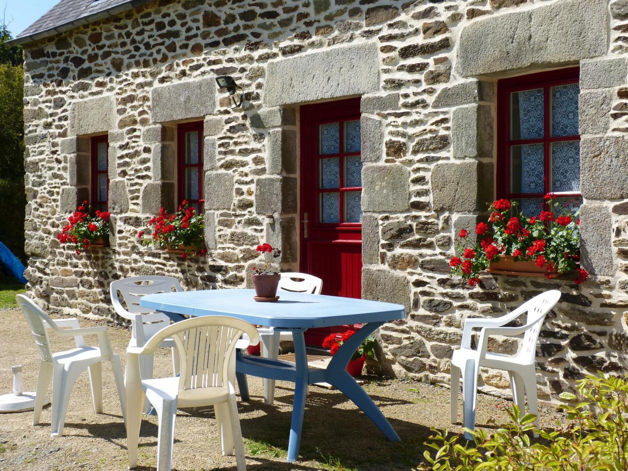 Gite De Caractere Lopérec Exteriér fotografie